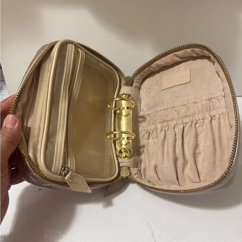 Trish McEvoy Makeup Planner.Quilted Metallic Rose Gold Travel Jewelry and makeup